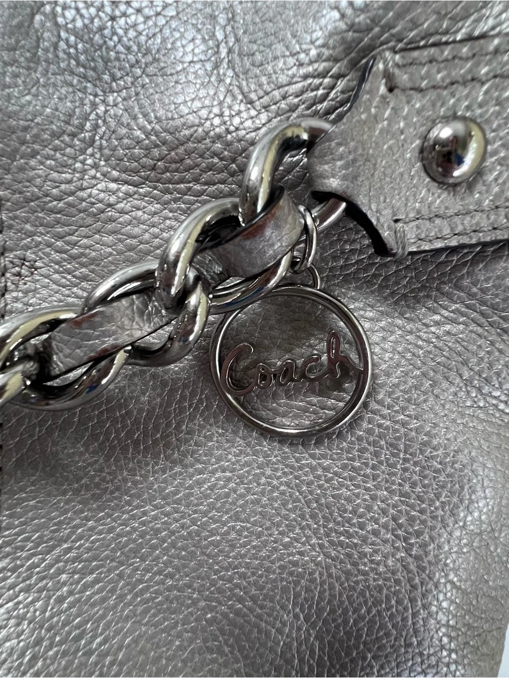 Coach convertible chain